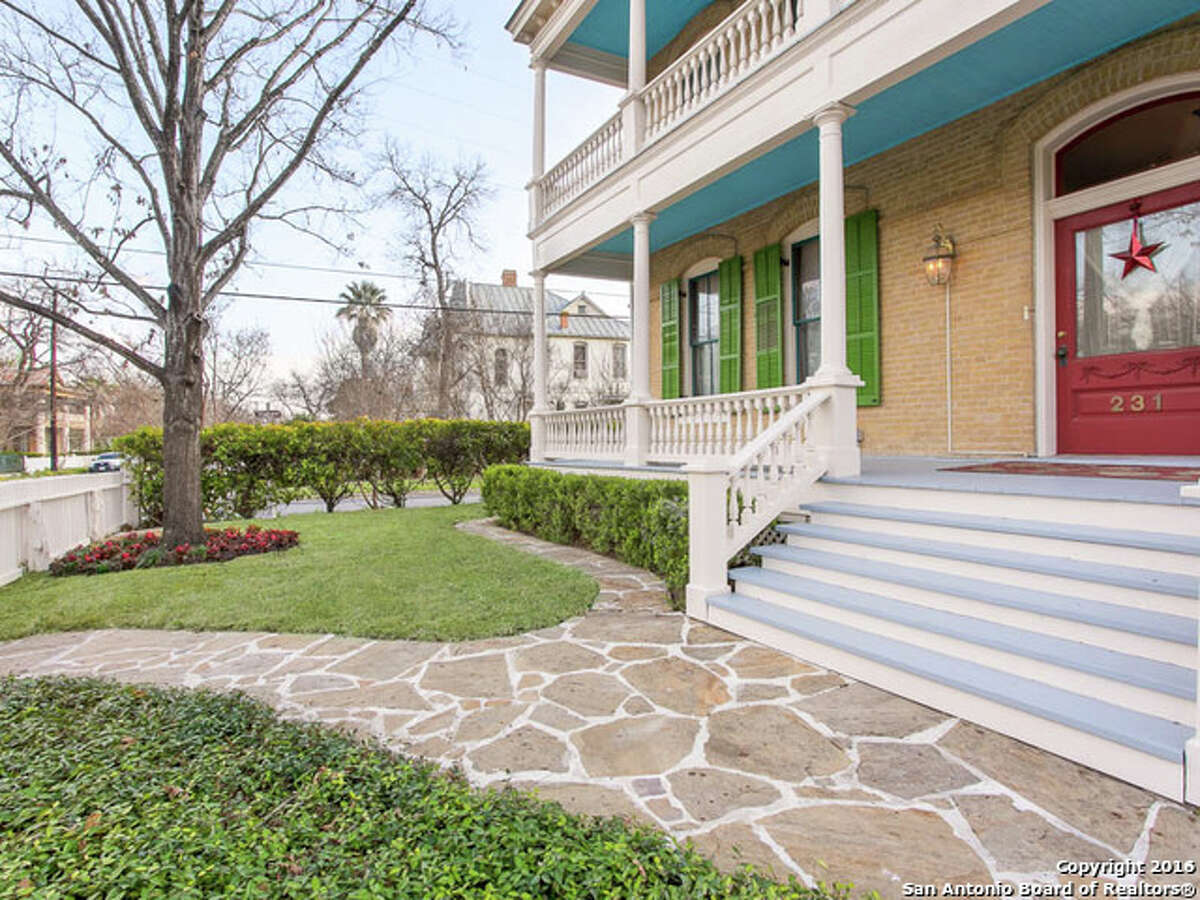 6-historic-san-antonio-homes-for-sale-that-all-have-a-story-to-tell