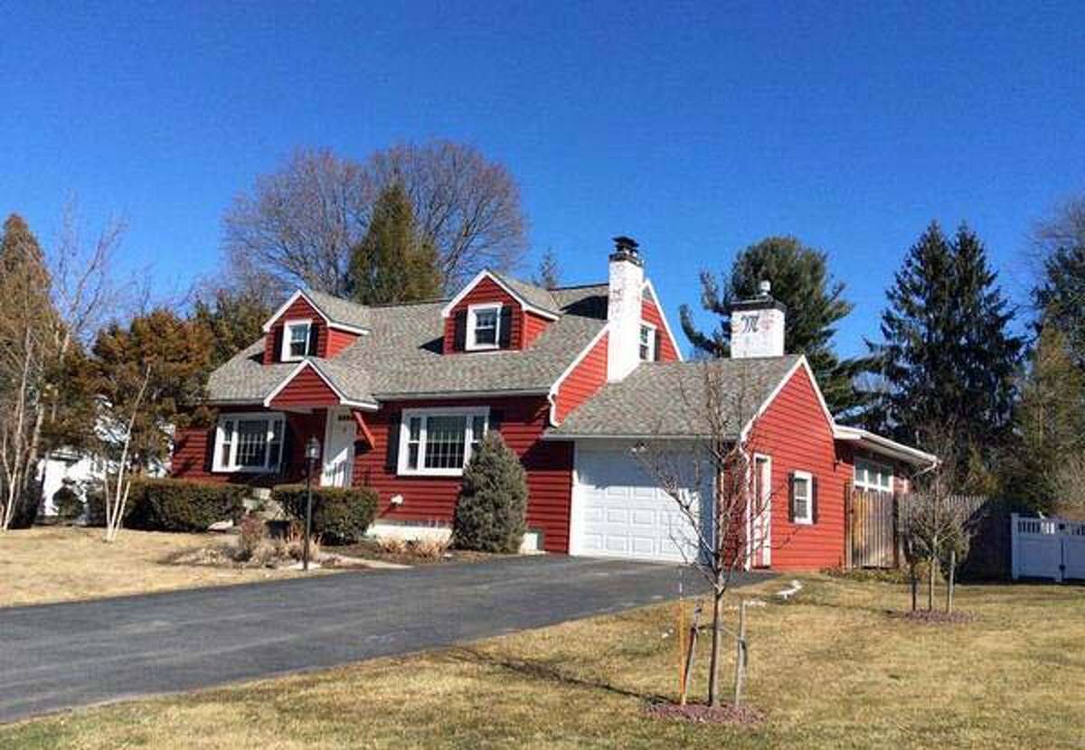 4 homes for sale for 250K or less