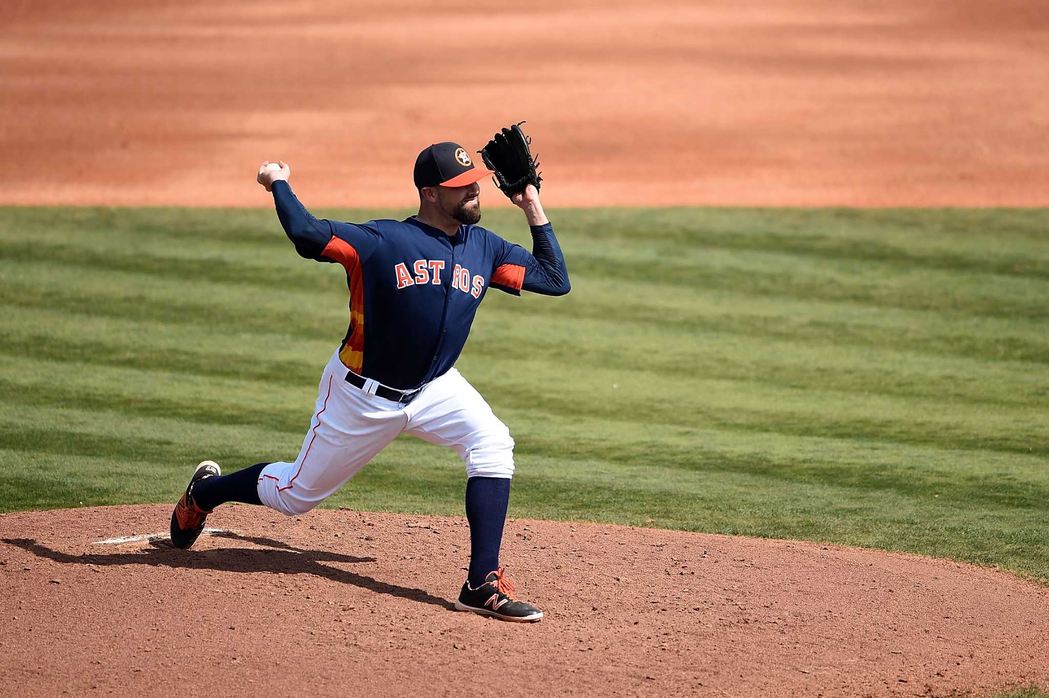 Astros' Jason Castro seeing results of hard work early in spring