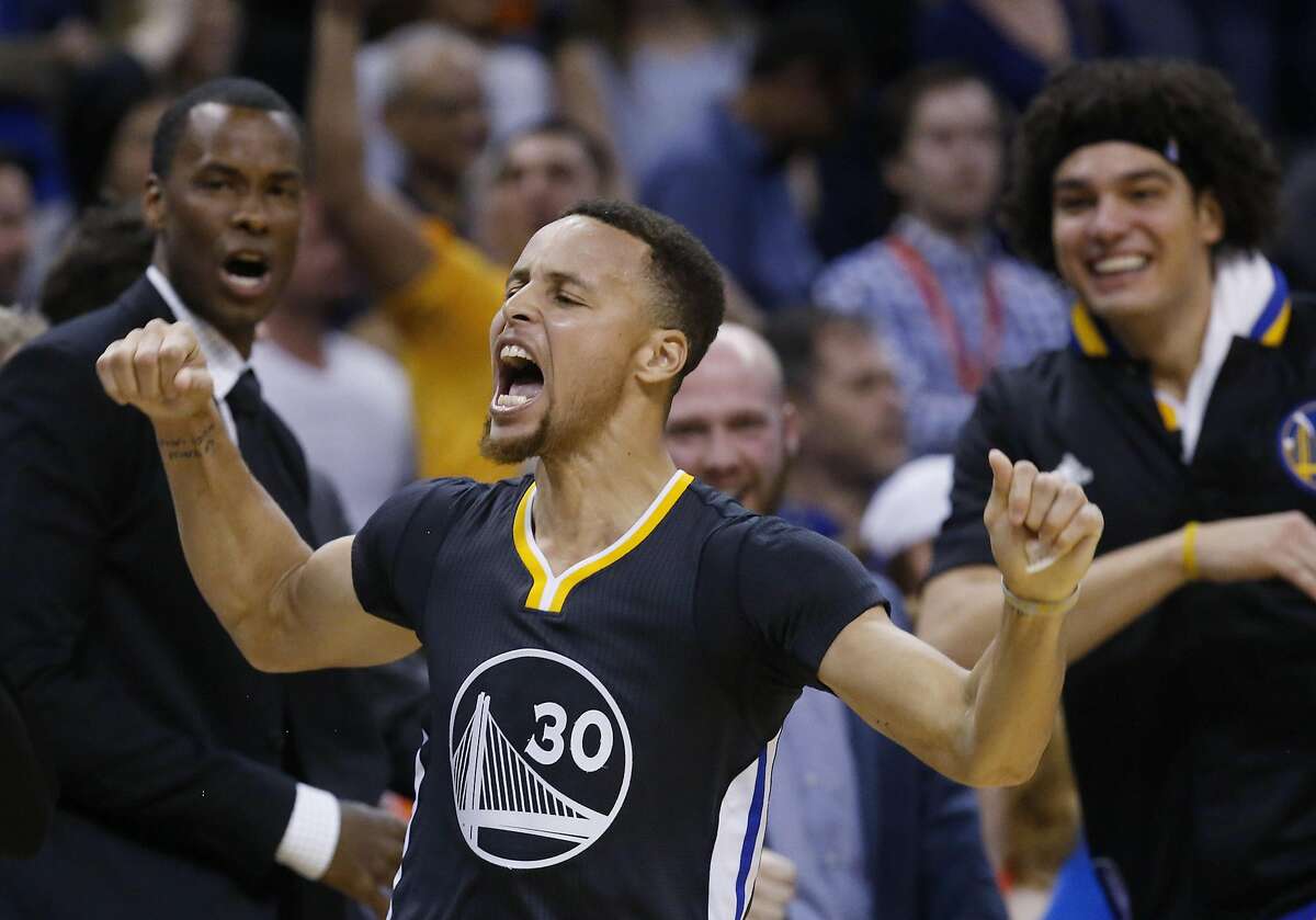 Golden State Warriors' Stephen Curry hits winner at buzzer, admits shot  needs to improve - ESPN