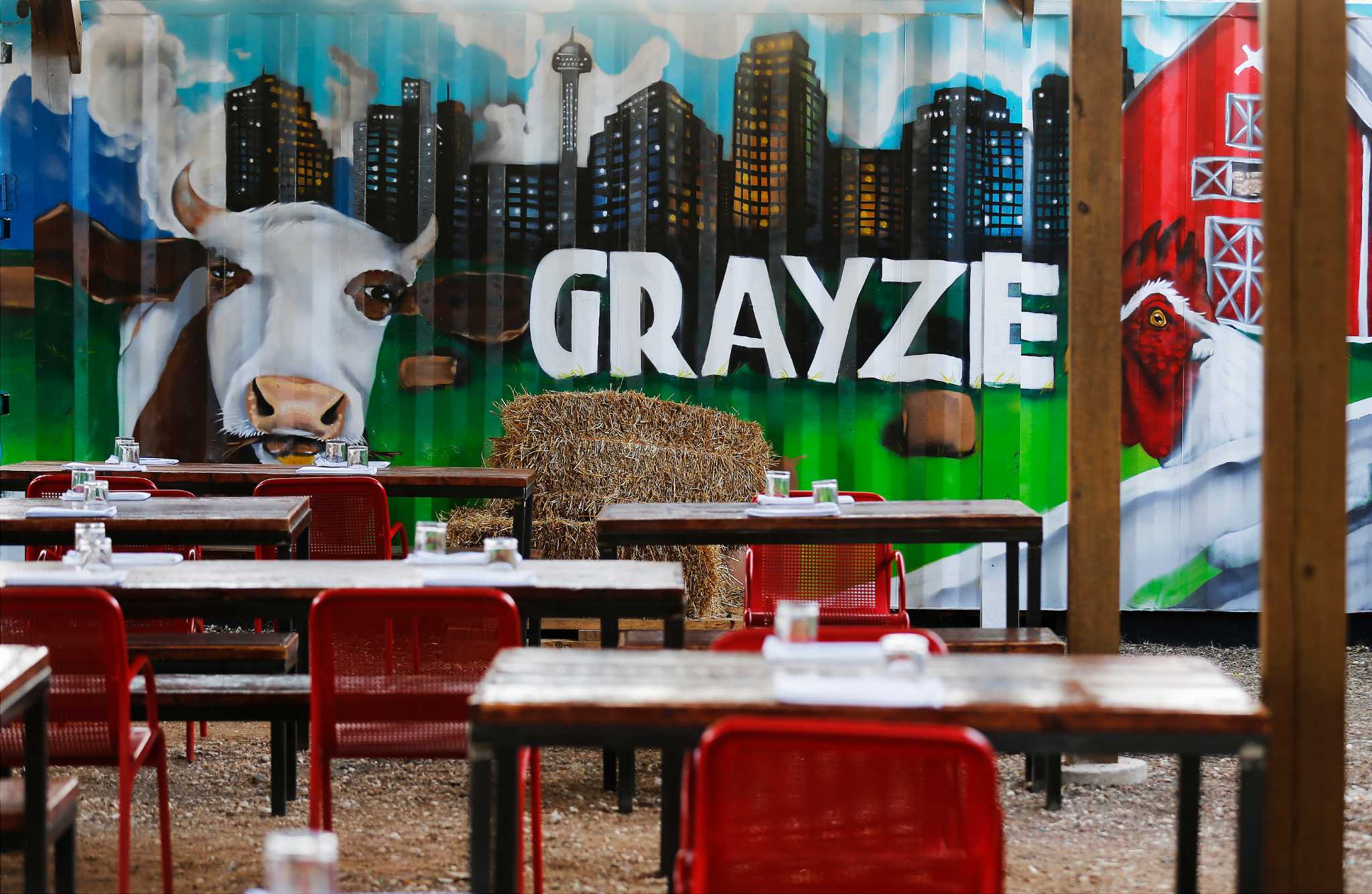 Restaurant Review Grayze Beckons Many Return Visits