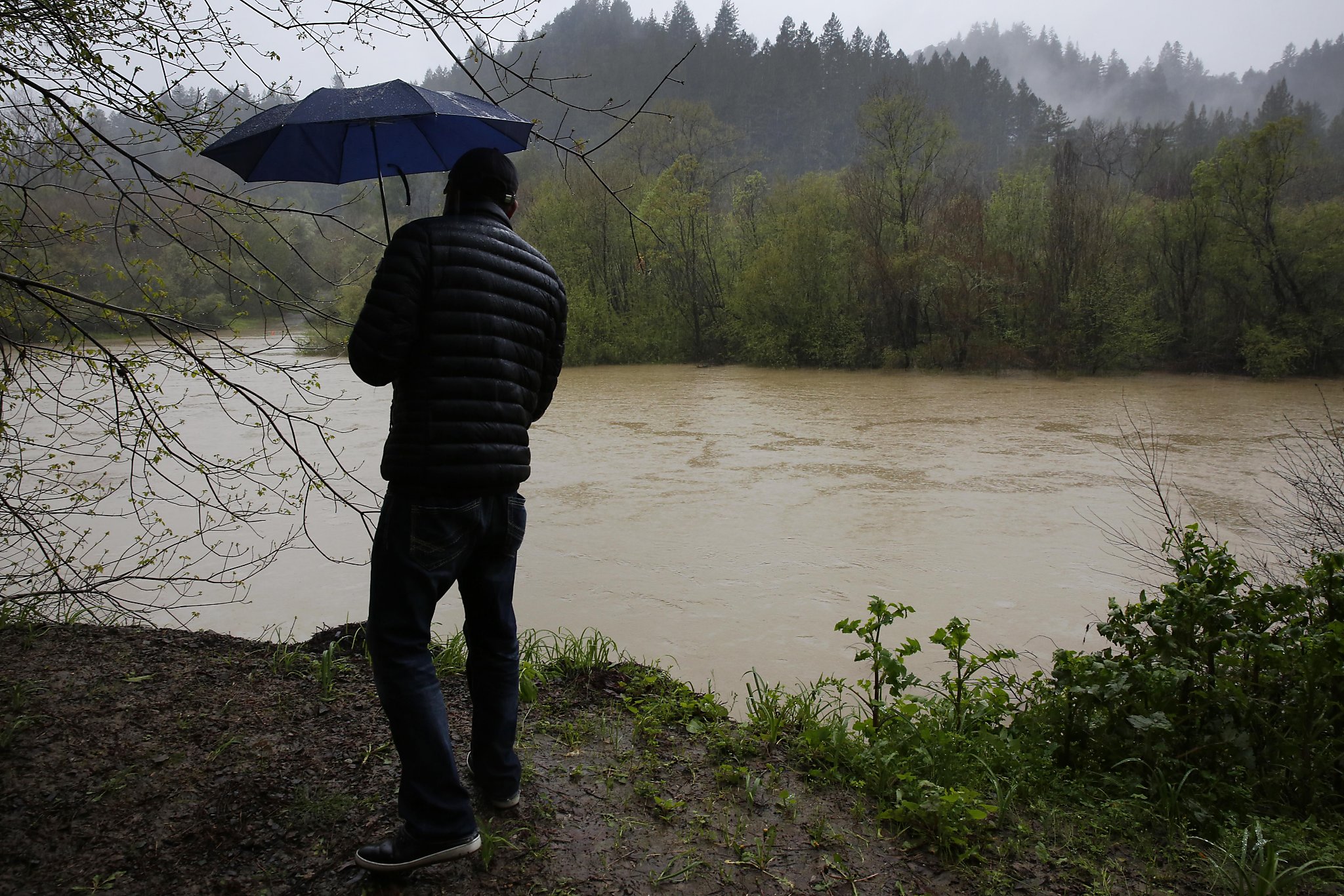 Russian River to rise 20 feet as rain pounds North Bay