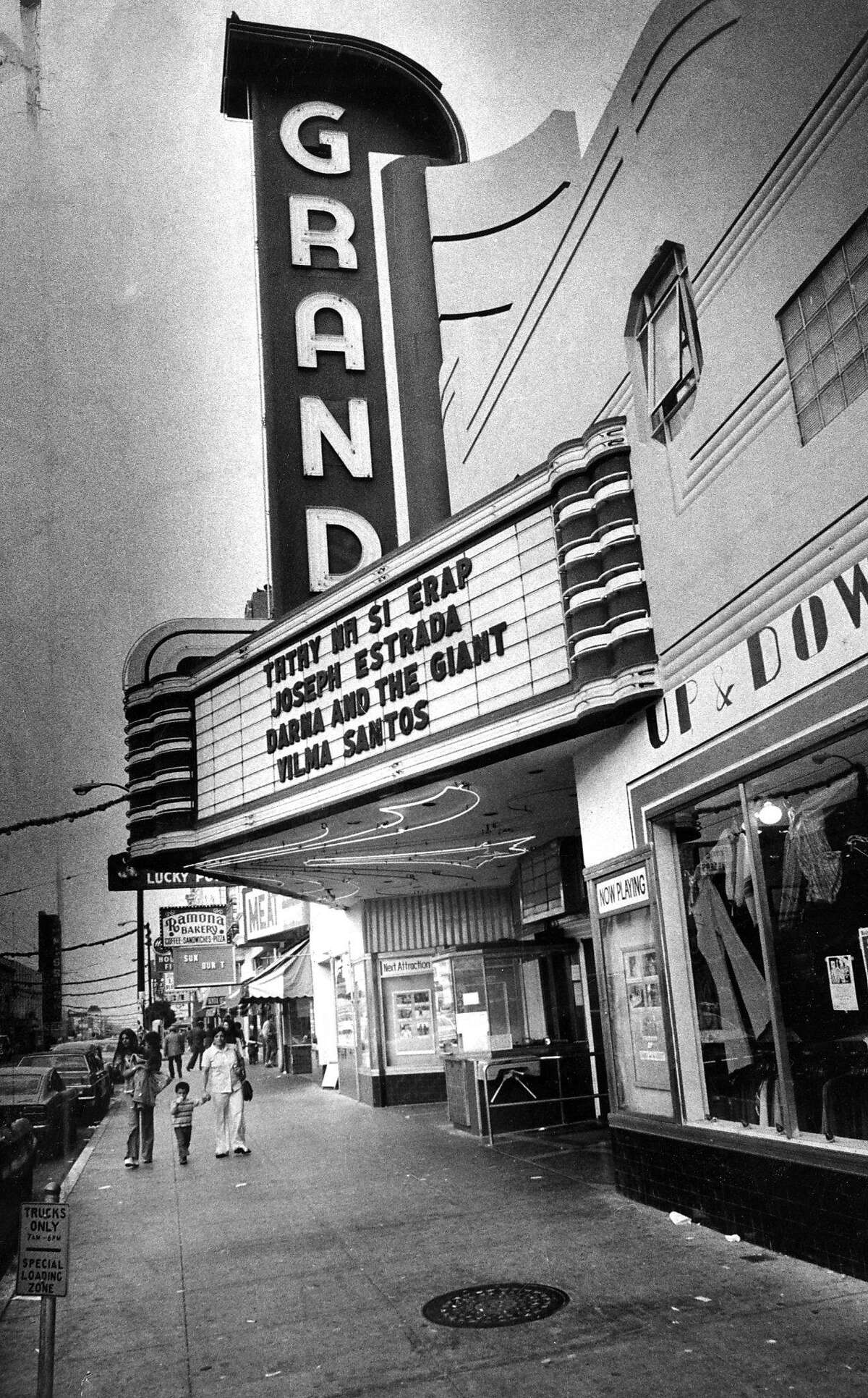 Grand Avenue Movie Theater Belton Texas - hqbsbo4
