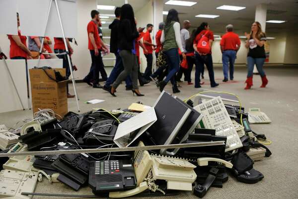 Mattress Firm Employees Get Glimpse Of New Bedquarters