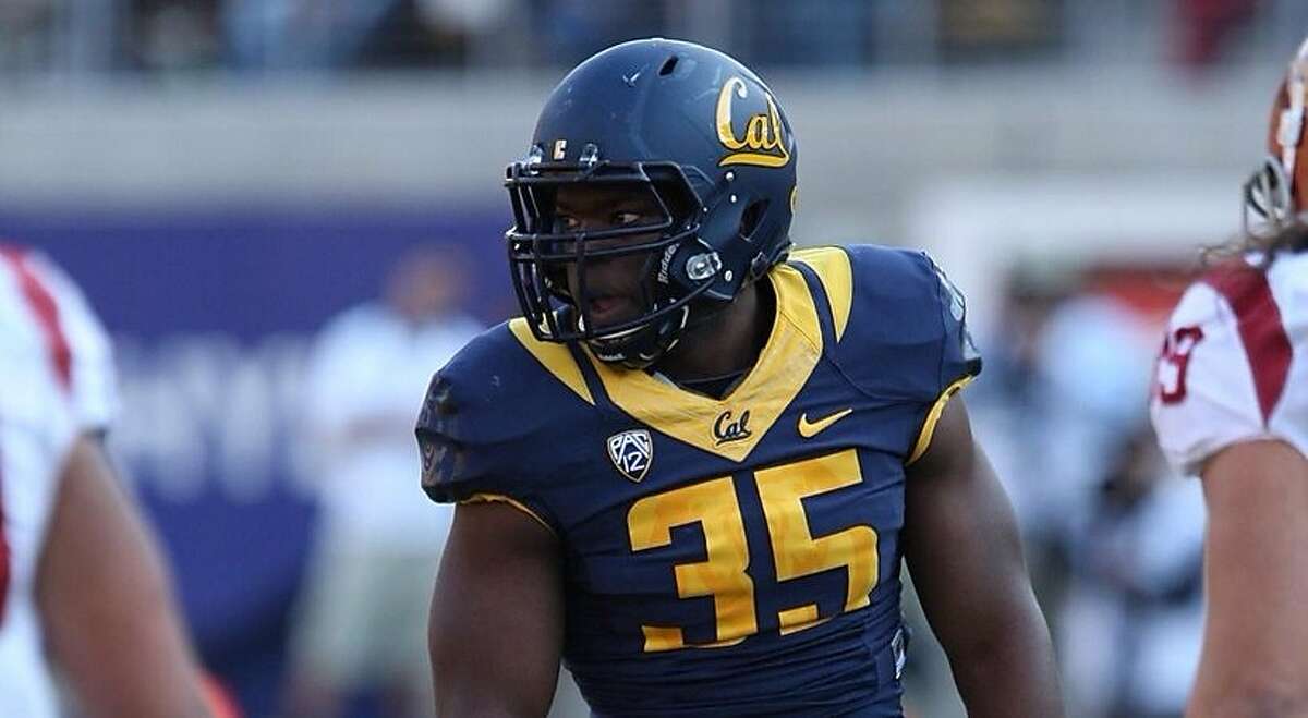 Ted Agu was a walk-on and played in the defensive lineman and linebacker positions.