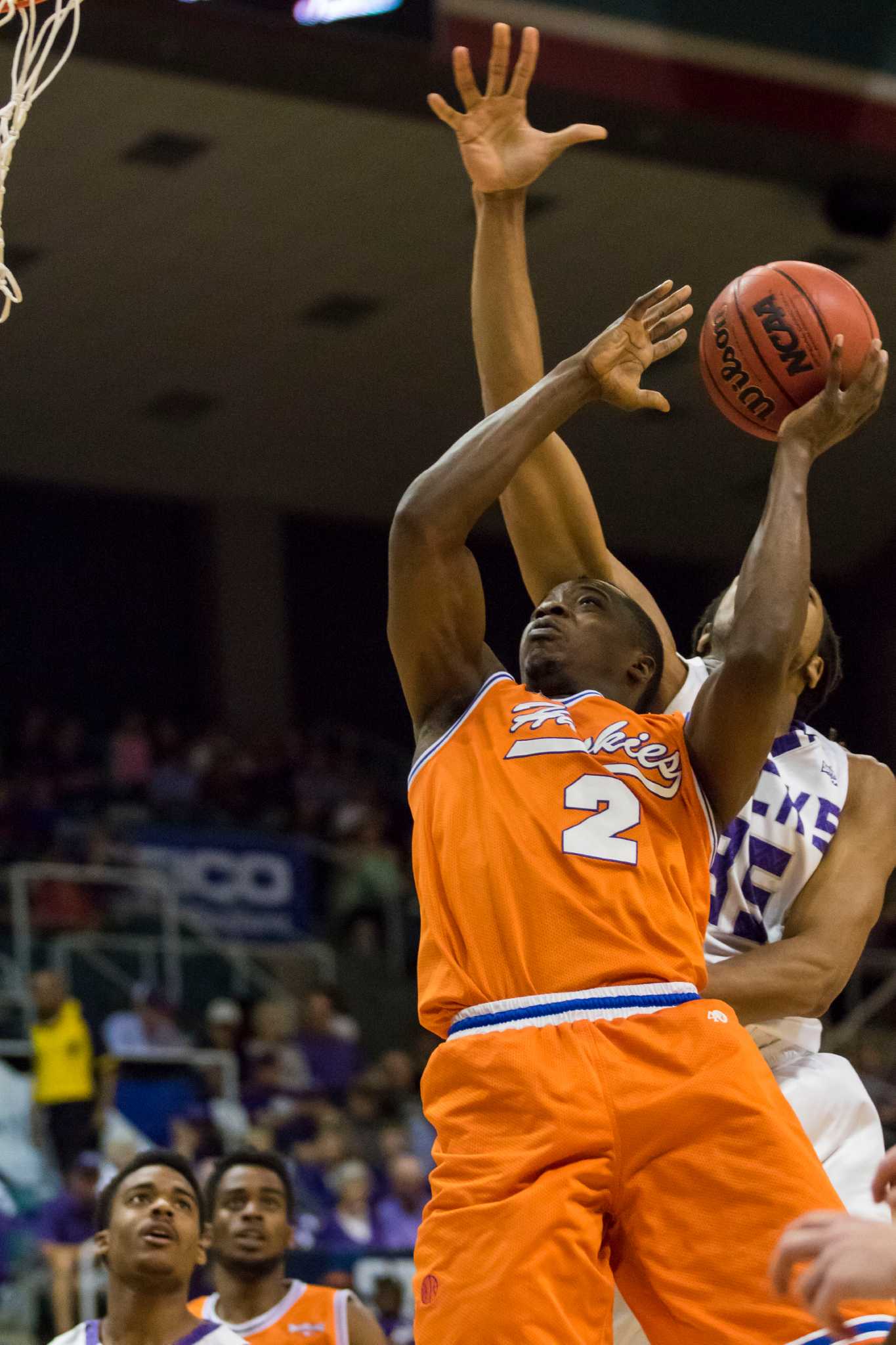 SFA continues quest to NCAA tournament with rout over HBU