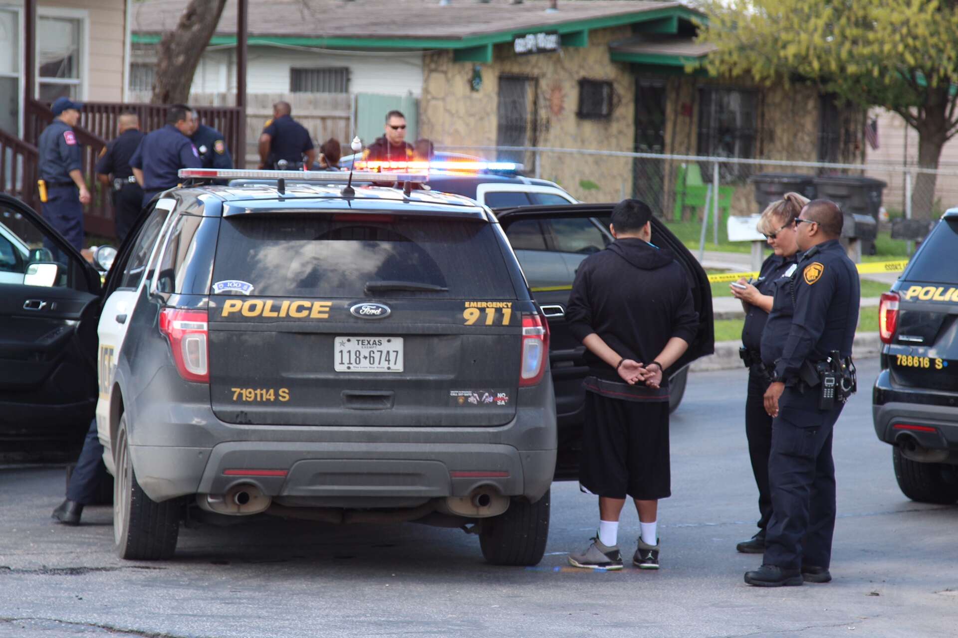 Man accidentally shoots himself while showing off his gun to friends