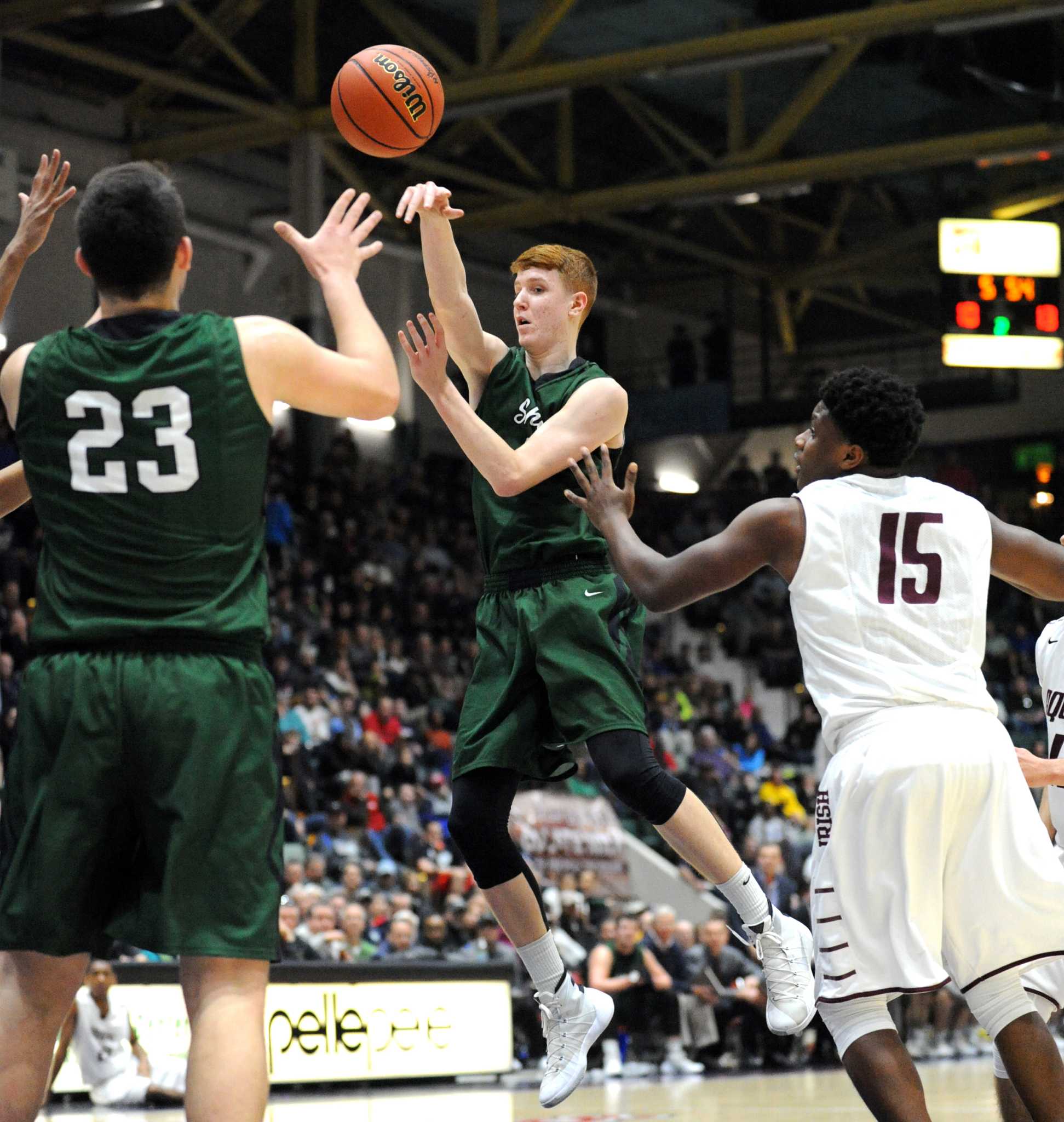Huerter brothers continue to make history for Shen boys basketball