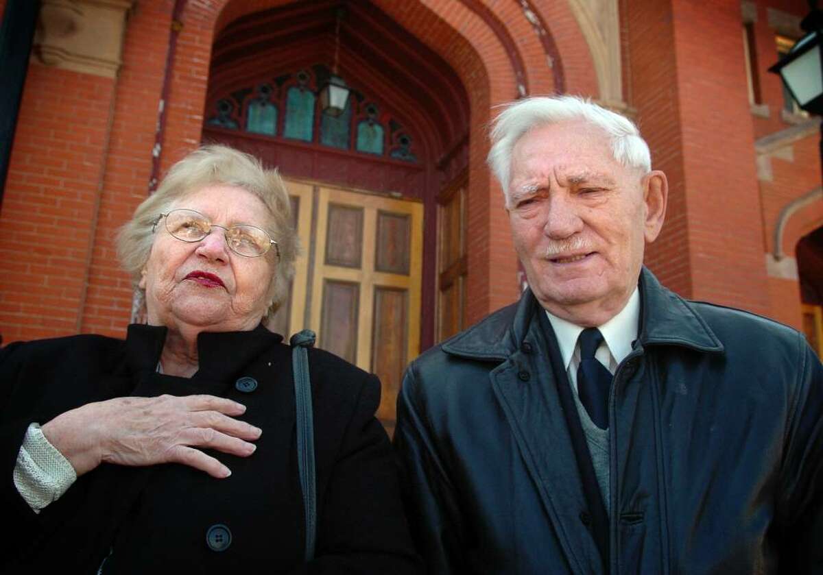 Local Polish community saddened by president's death