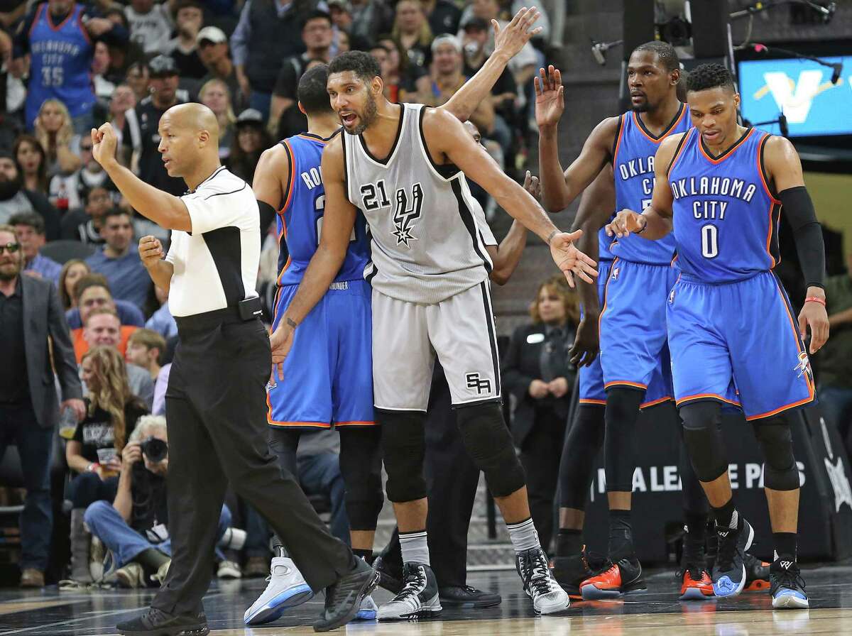 the Spurs host the Thunder at the AT&T Center on March 12, 2016.