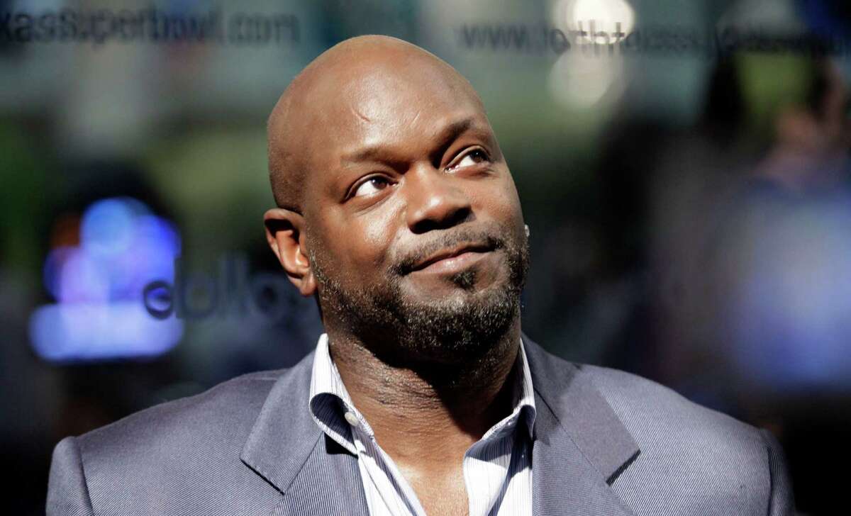 Emmitt Smith, shown in this file photo, is among some 350 Palmaz Scientific investors who could lose their investment in the now-bankrupt biotech company.