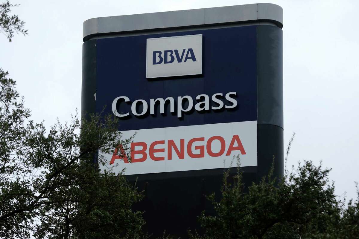 This is the Abengoa sign (third down from top) at 40 Northeast Loop 410 by the Mercantile building. Abengoa is the Spanish multinational company whose subsidiary signed a contract with the San Antonio Water System to build the Vista Ridge pipeline. The company has been experiencing financial difficulties.