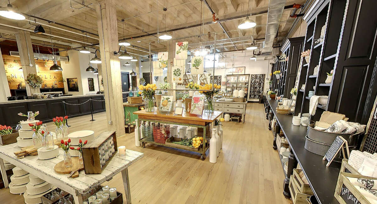 Chip & Joanna Gaines' 'Fixer Upper' Magnolia Market 11 things to know