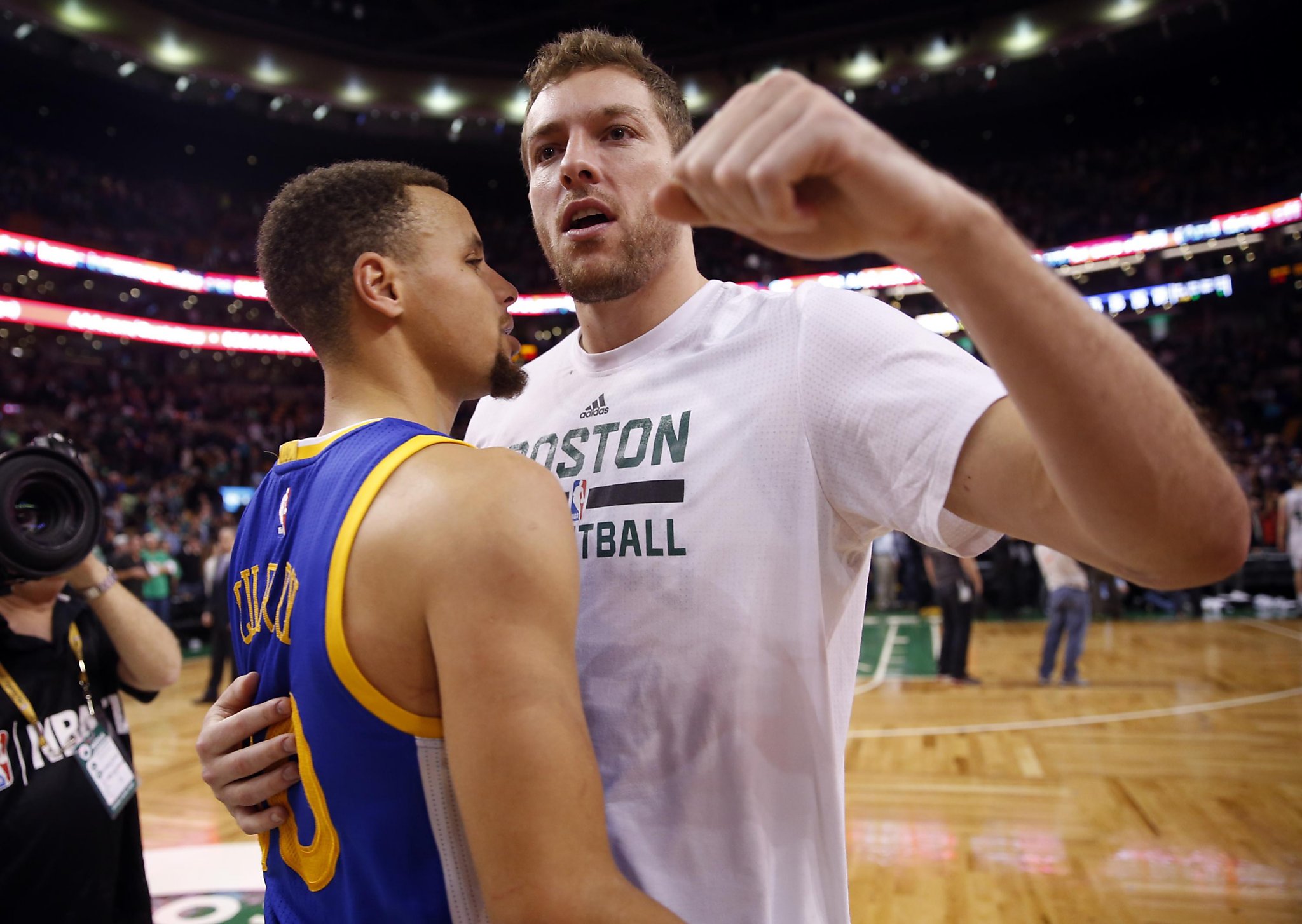 Former Warrior David Lee is all smiles in Dallas - SFGate