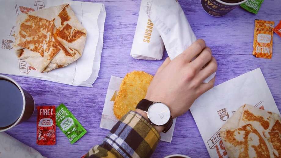 Taco Bell Porn - Taco Bell Digs on Food Porn With New Breakfast Ads - NewsTimes