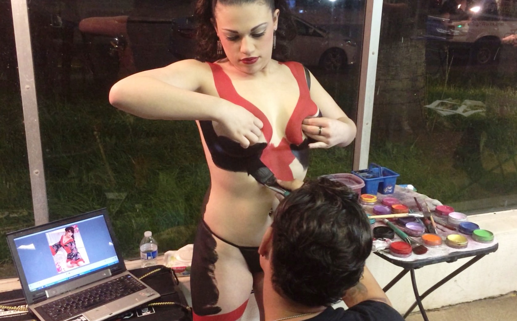 S.A. body painter turns naked into art