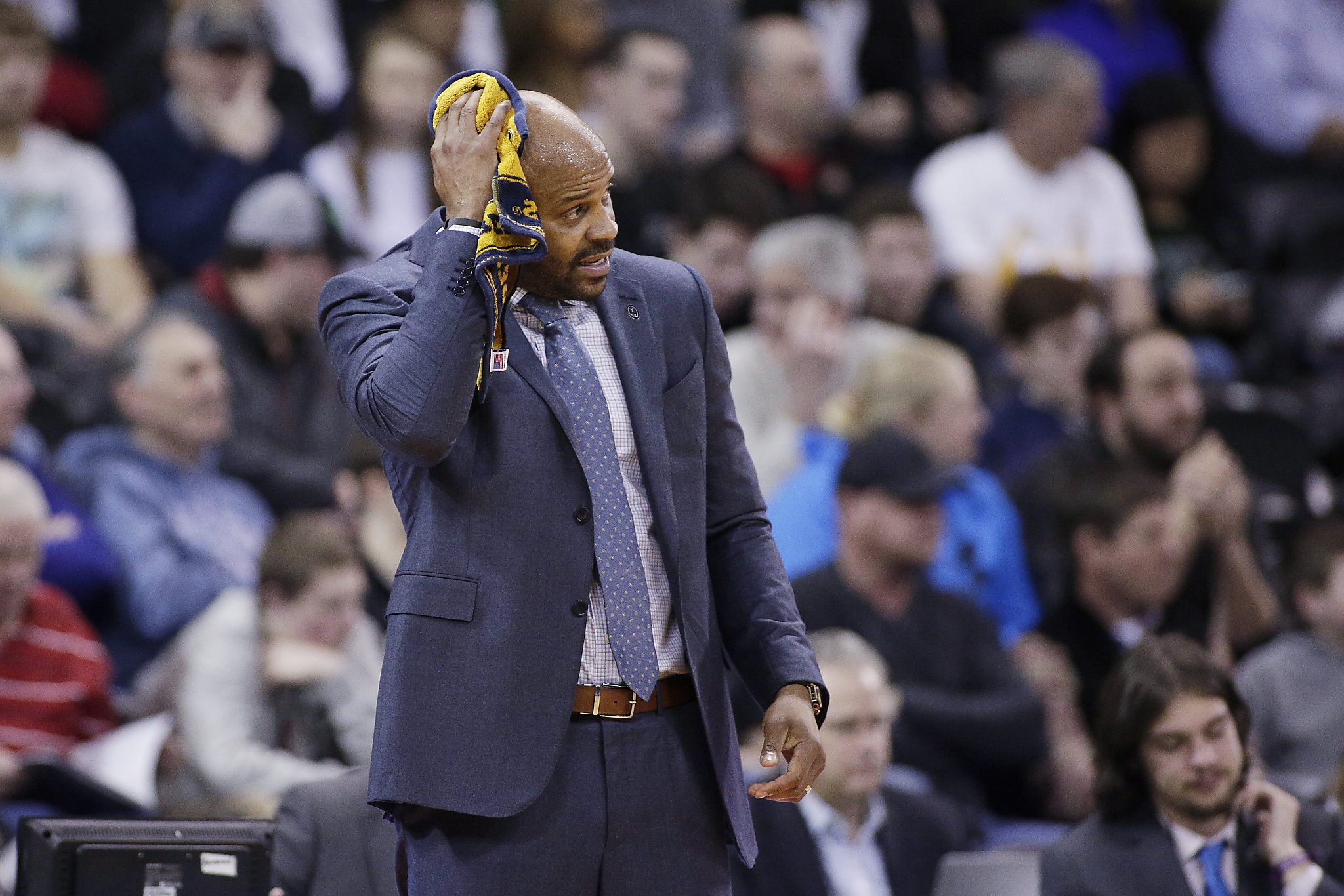 Cuonzo Martin finally agrees to contract with Cal