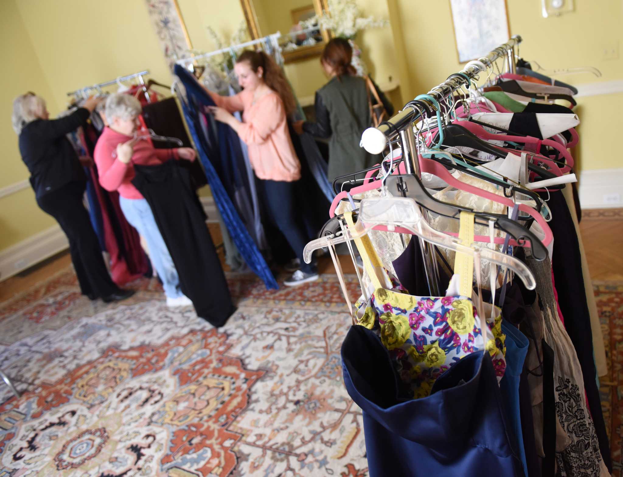 used prom dress shops near me