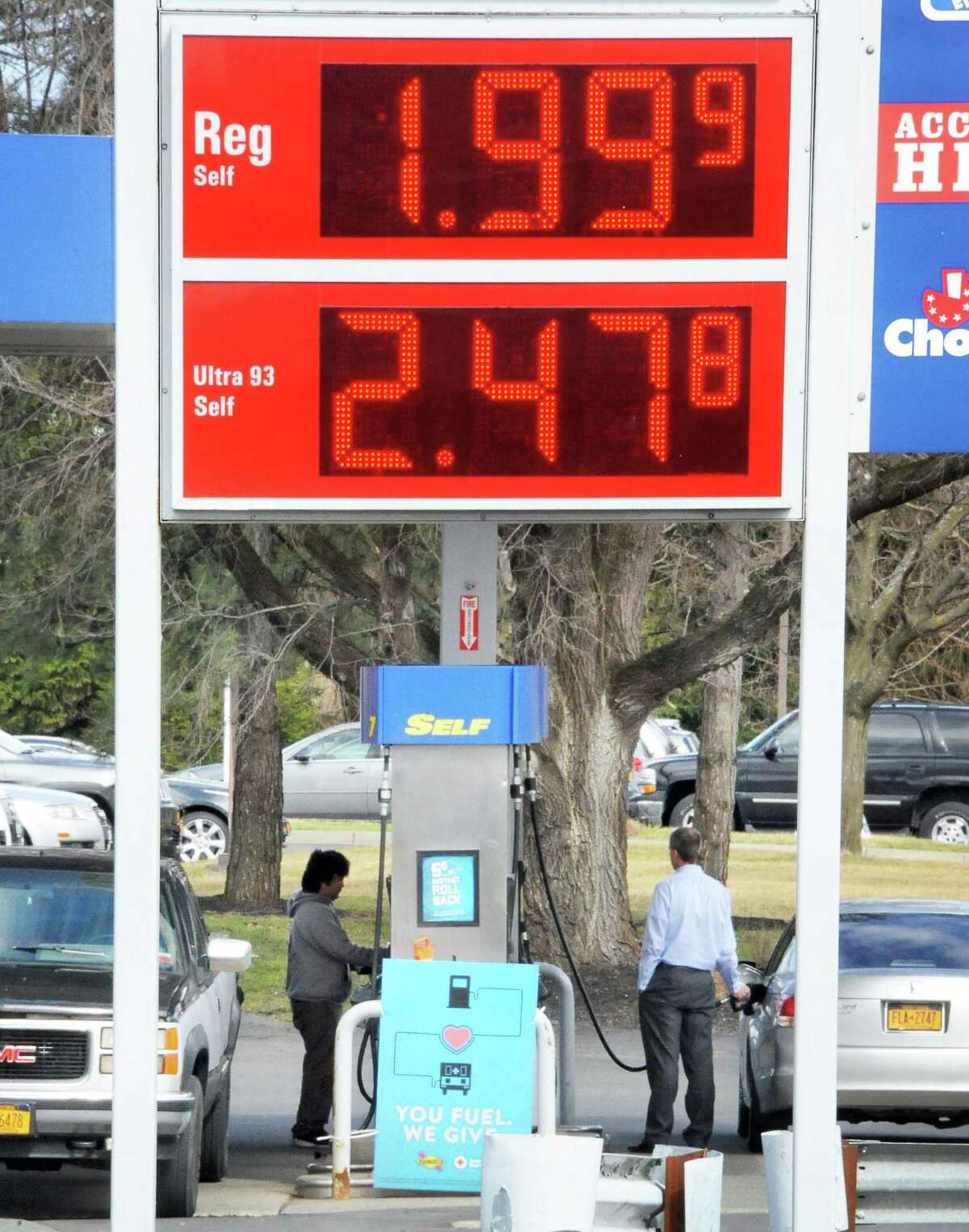 Gas prices on the rise in Albany area