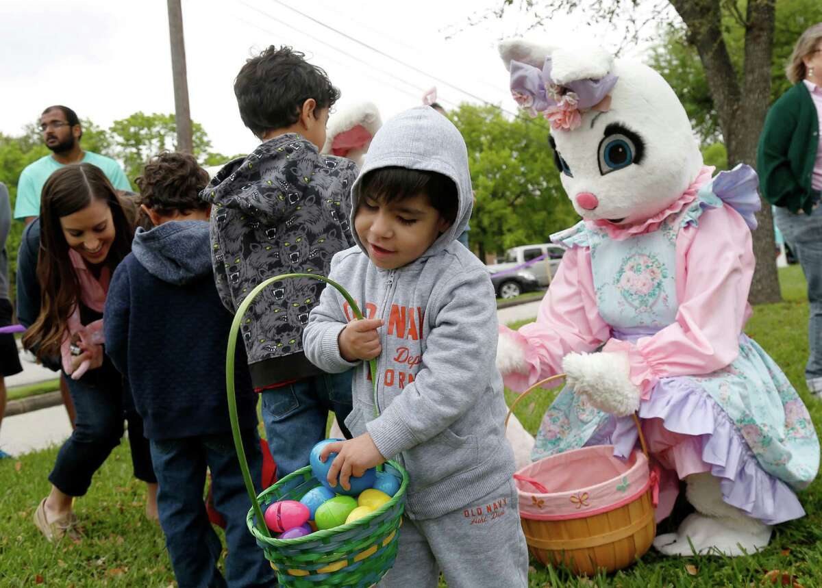 Blind, visually impaired children have a blast at the Beeping Easter ...