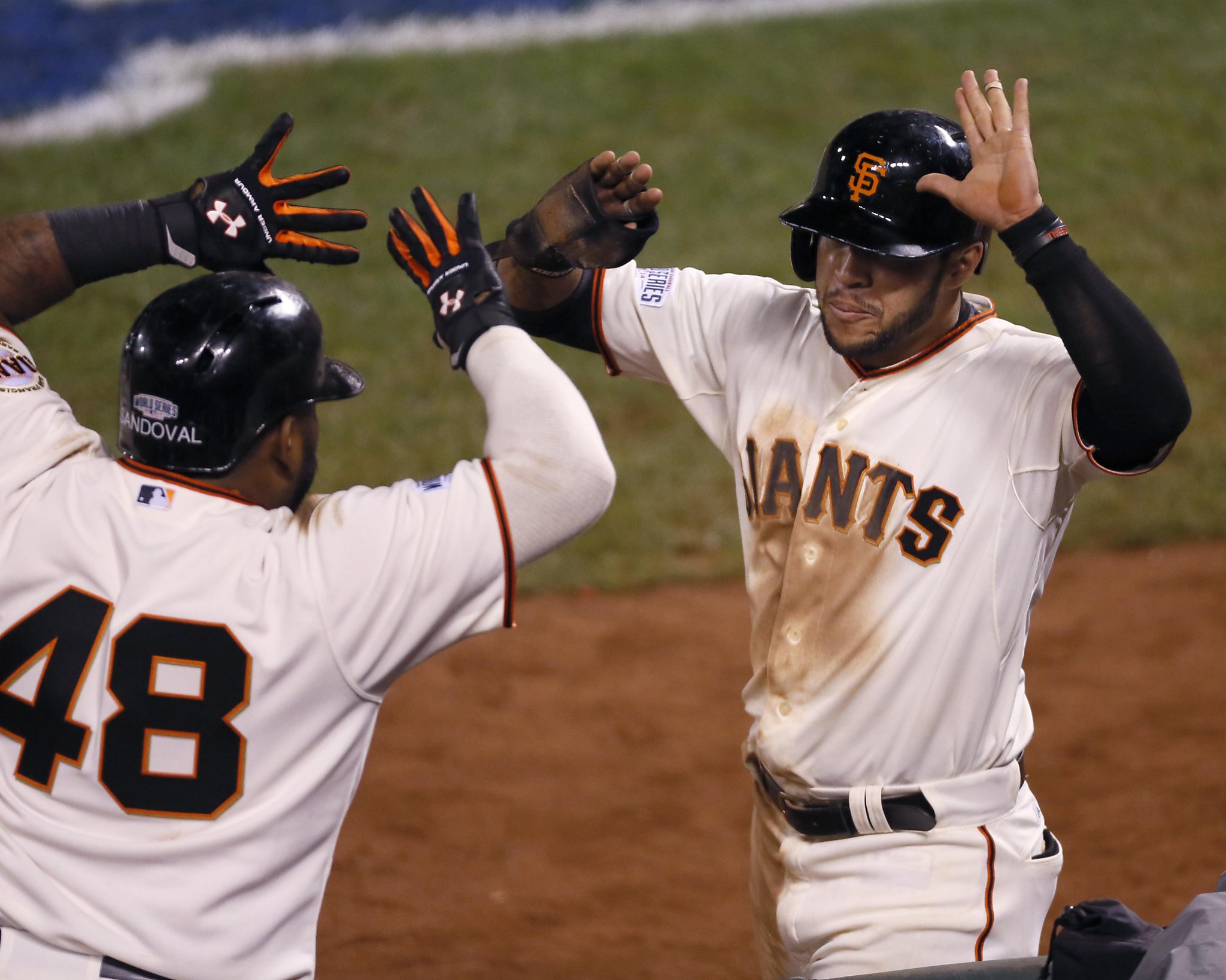 Brandon Crawford tells the story of how Bumgarner ate two Applebee's  entrees by himself