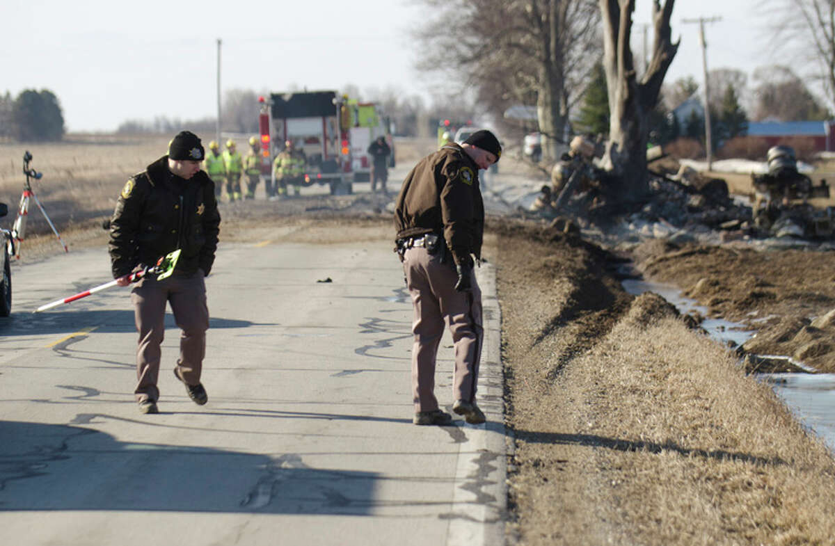 Authorities: One dead in Tuscola County tanker truck crash