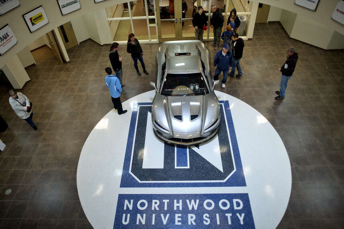 Northwood Auto Show draws crowd