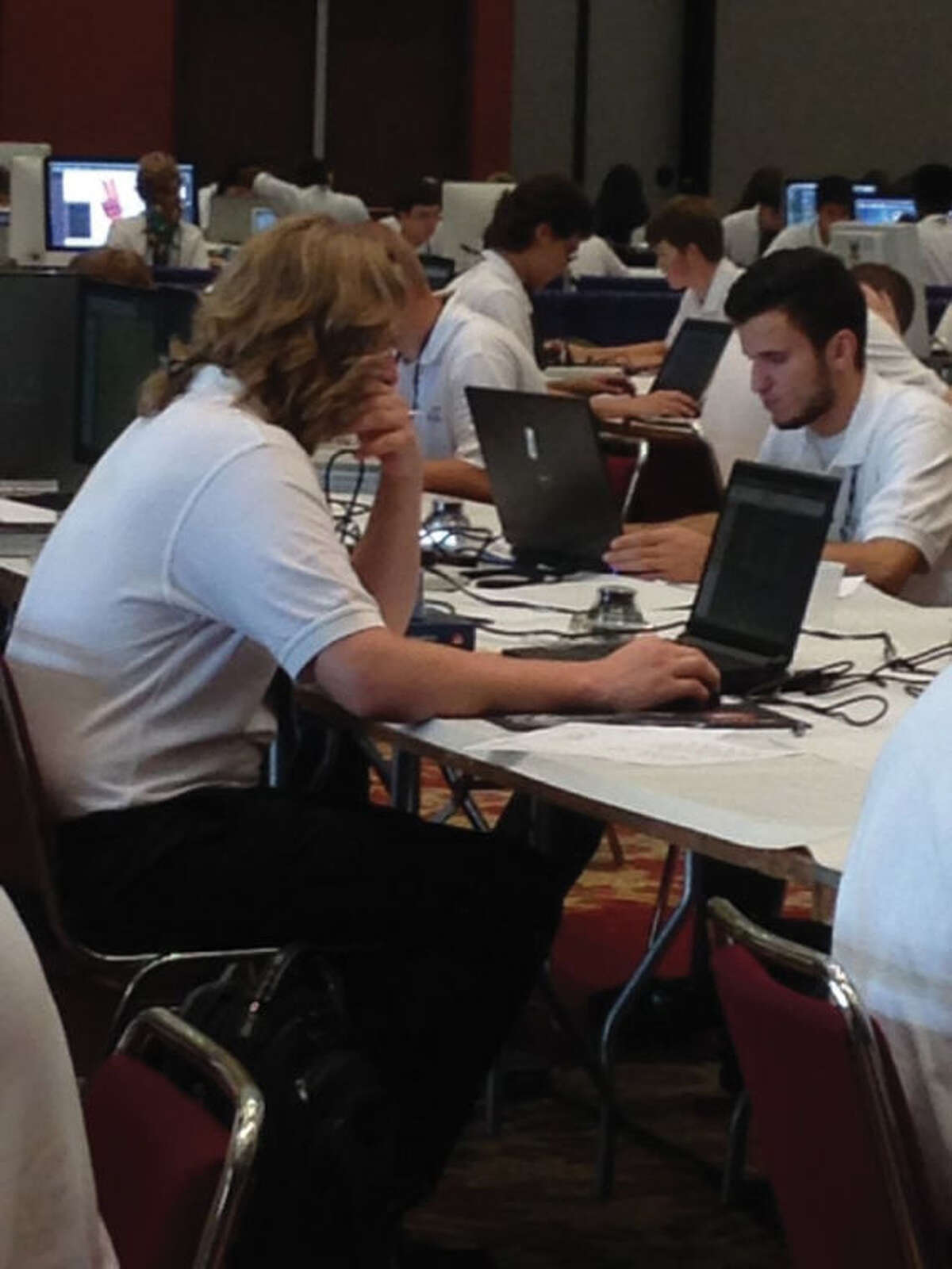 Pineapple pie key to local woman's national title; Buko, Waite compete