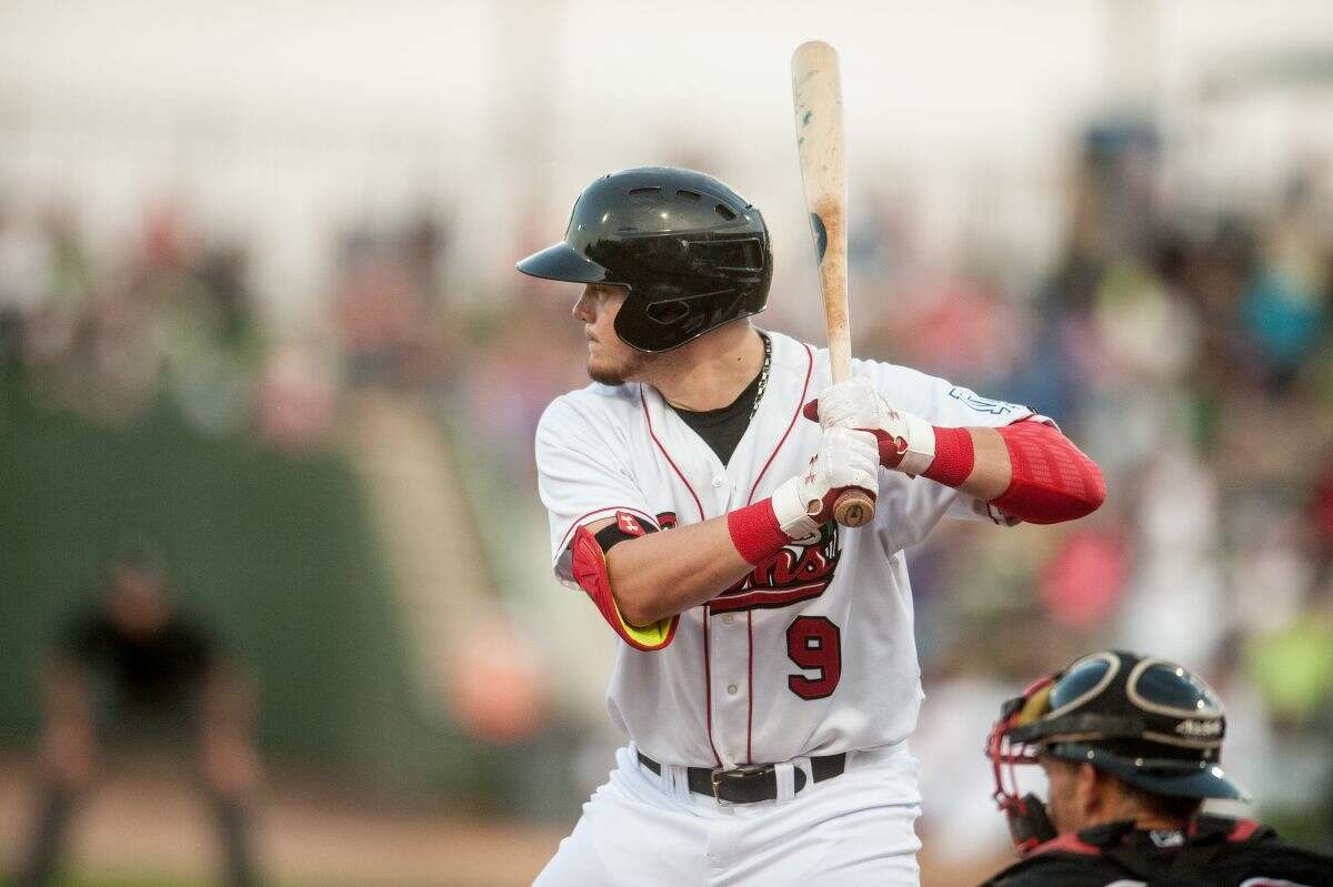 Max Muncy playing big role in hot start for Lansing Lugnuts