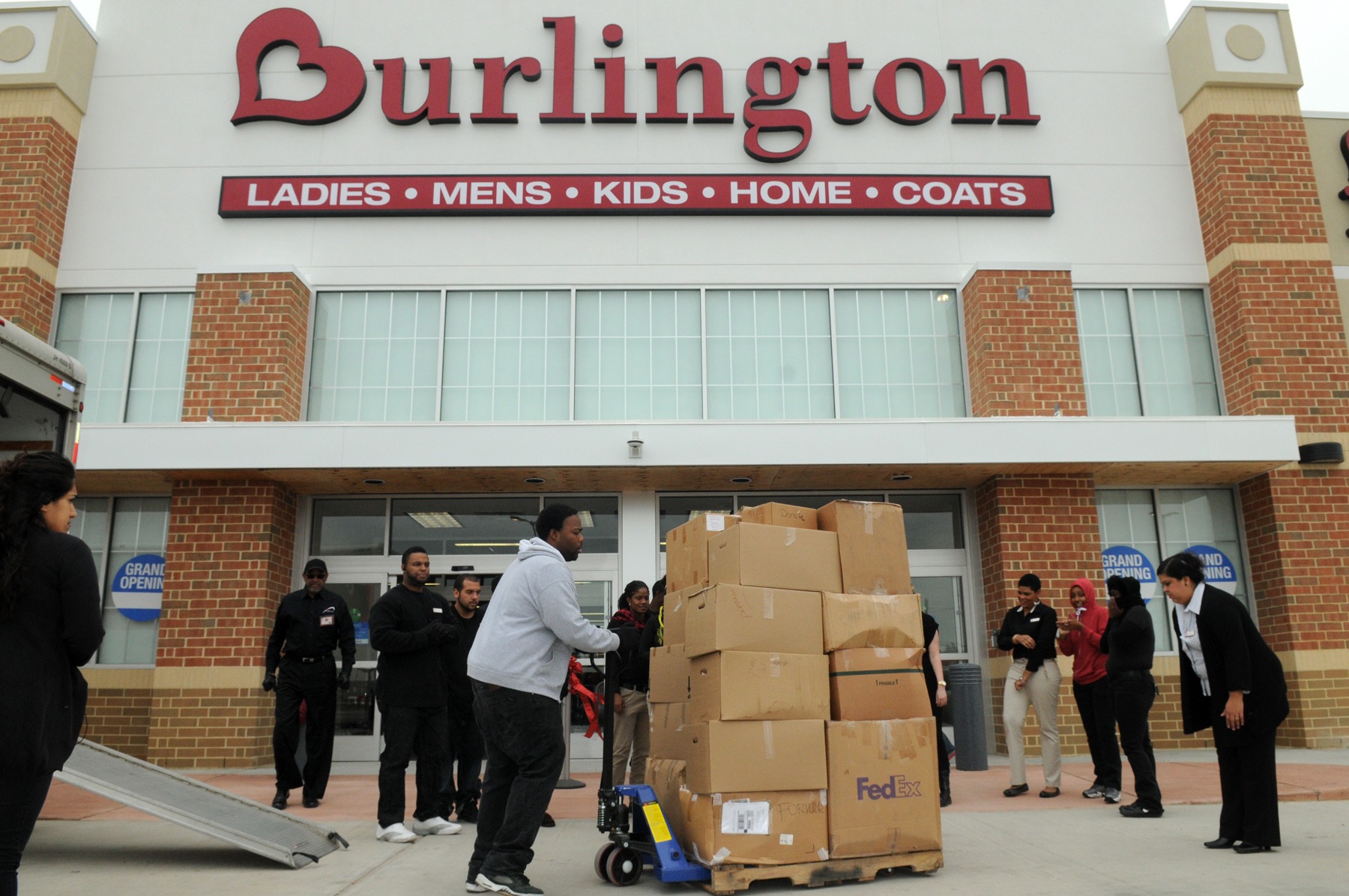 Burlington opens store in Houston