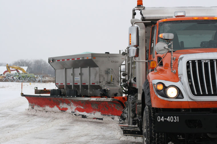 New MDOT Tow Plow clearing I75 in Great Lakes Bay Region Midland