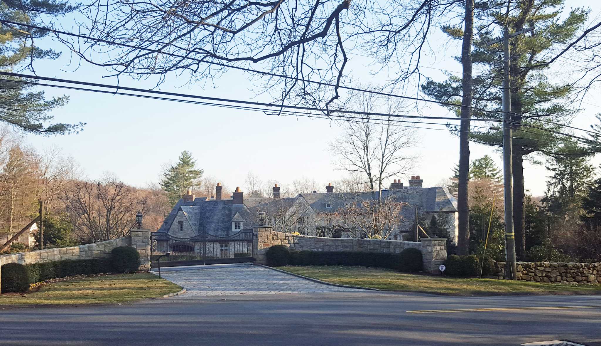 New Canaan police Shooting at estate was suicide
