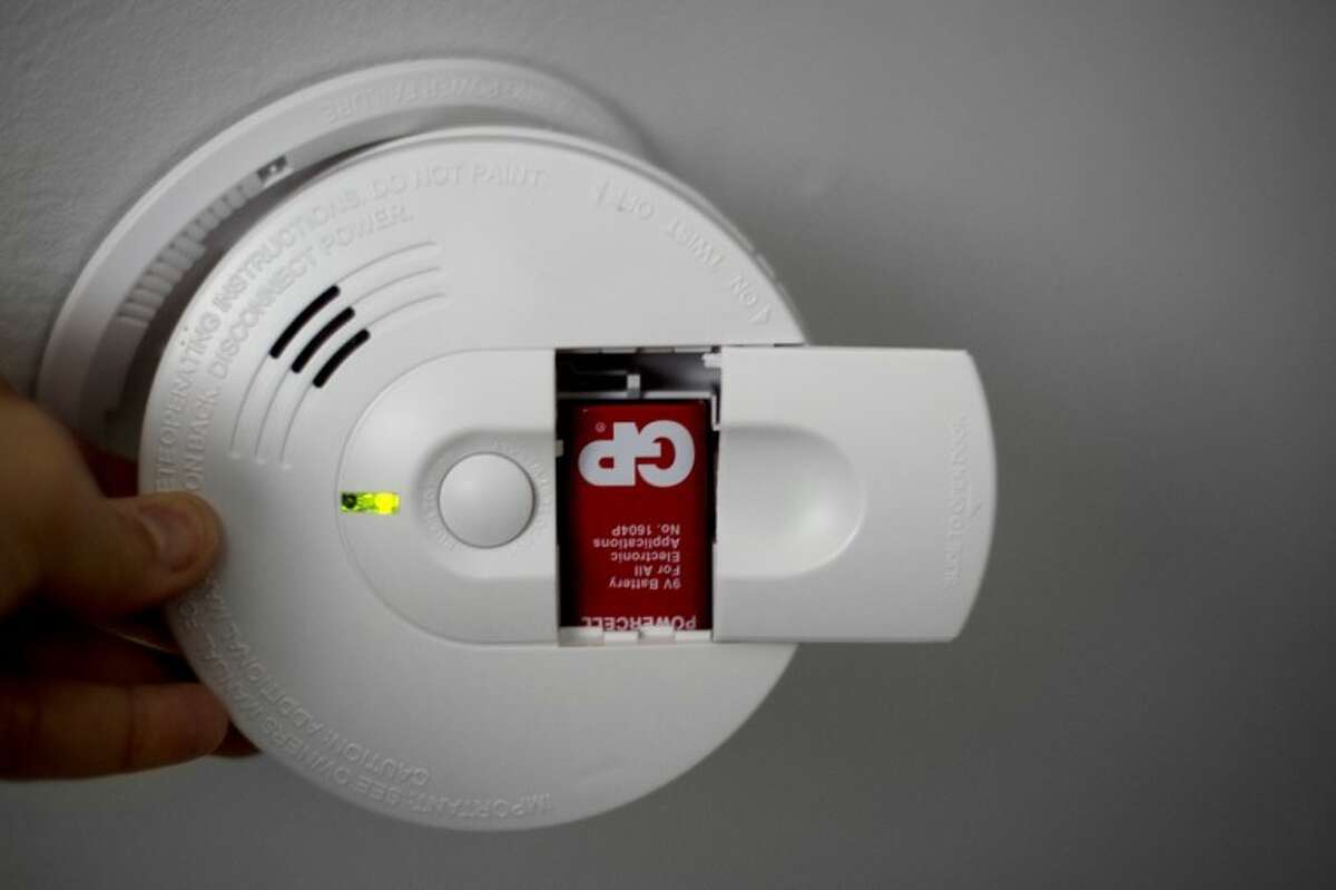 Changing the batteries in smoke detectors and carbon monoxide detectors is an easy task that can potentially save lives.