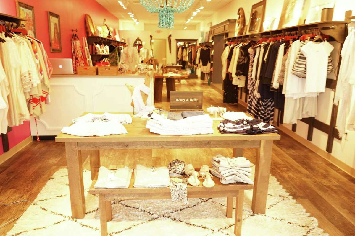 Scout & Molly?'s, a women's clothing relailer, will open a shop at Playhouse Square on Post Road East.