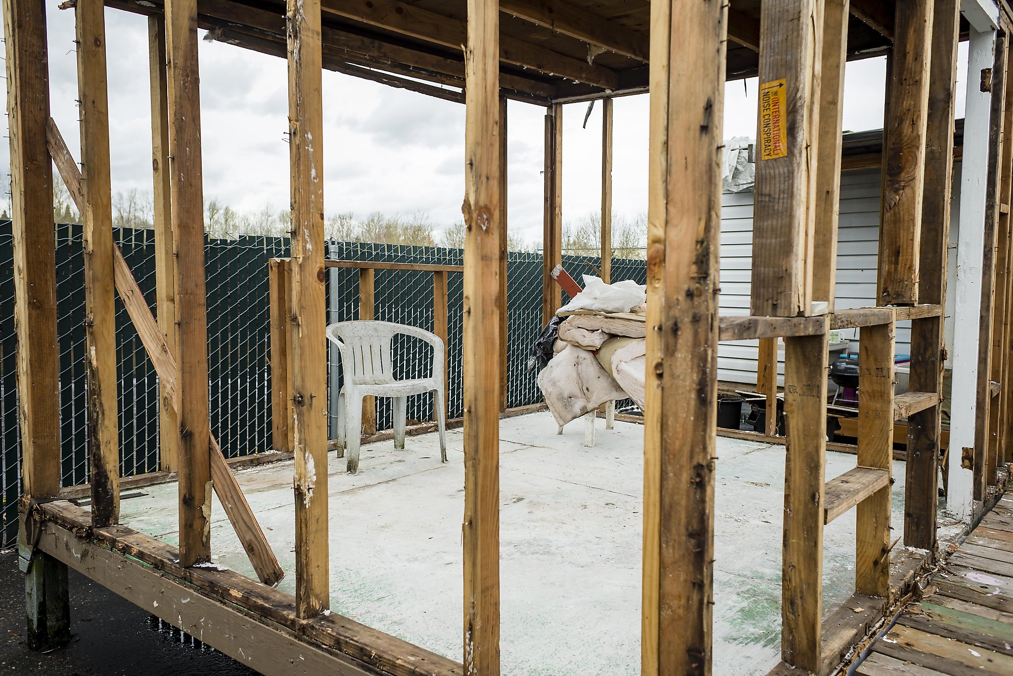 Live Like a Modern Unabomber in This Tiny House on 7 Acres