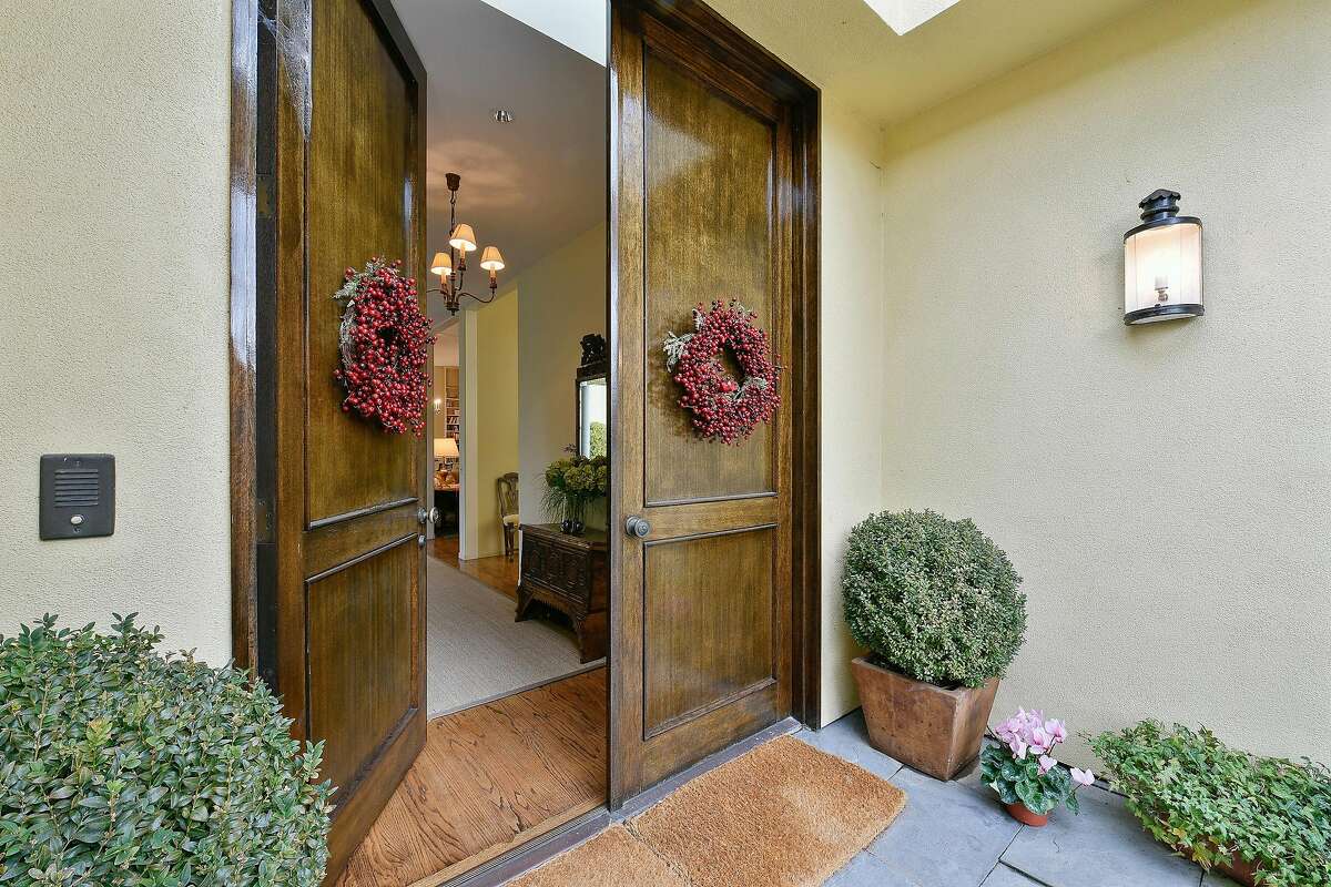 Dual entry doors provide a grand entrance from the enclosed porch.�