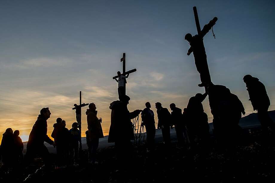 Christians celebrate Holy Week - SFGate