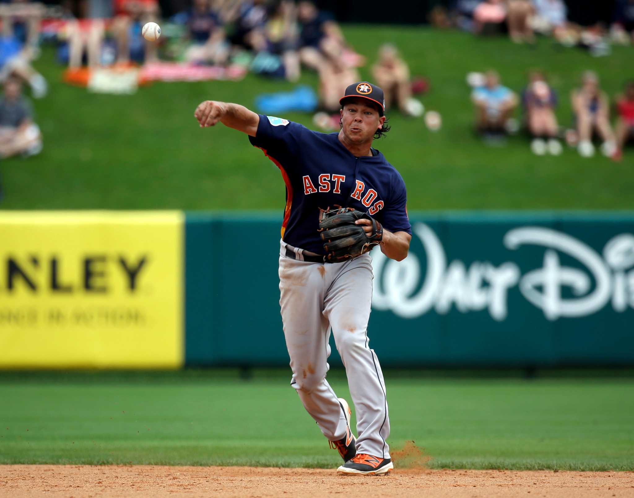 02 MAR 2016: Braves third baseman Gordon Beckham during the spring