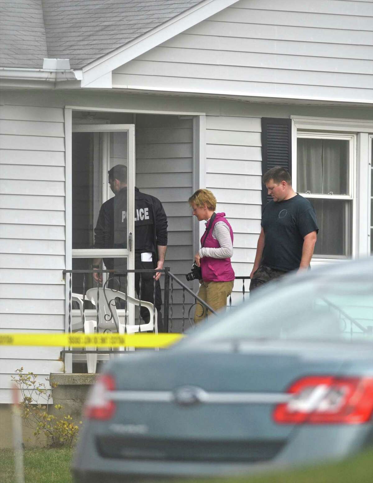 One dead in apparent murdersuicide attempt in Bethel