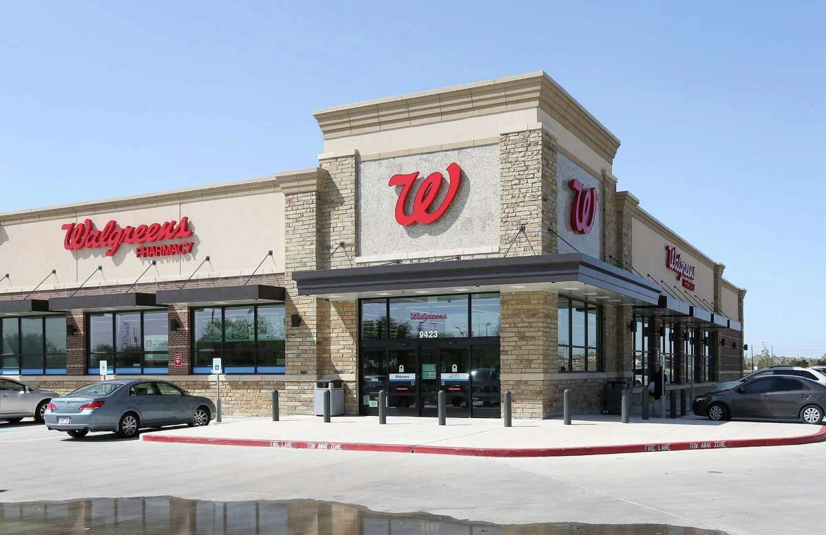 Pharmacy burglars arrested near a Walgreens, police say