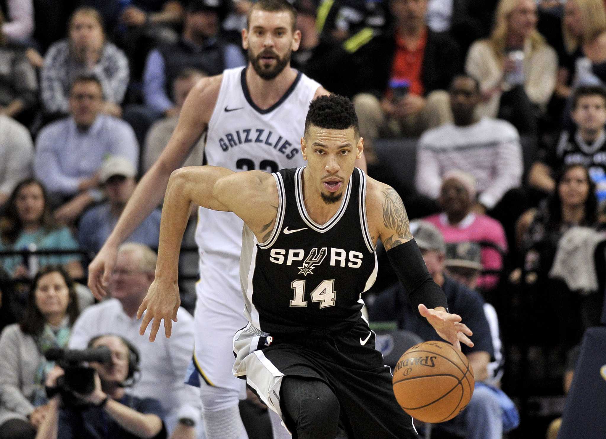 manu-ginobili-barely-makes-list-of-his-son-s-favorite-nba-players