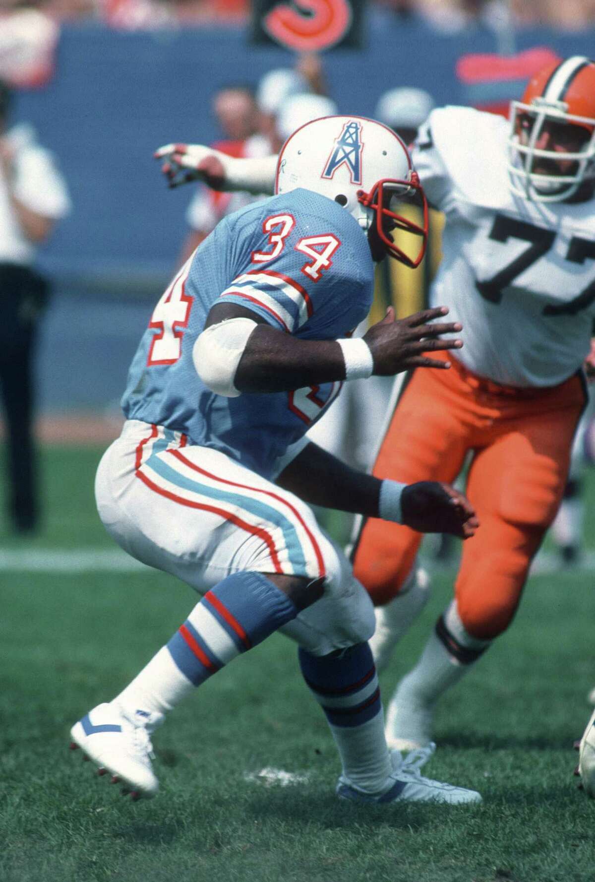 mcfarlane earl campbell