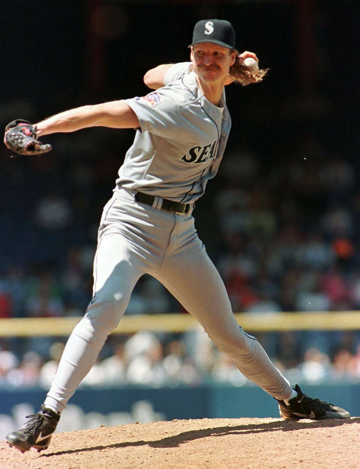 Felix Hernandez ties Randy Johnson for most strikeouts in Seattle ...