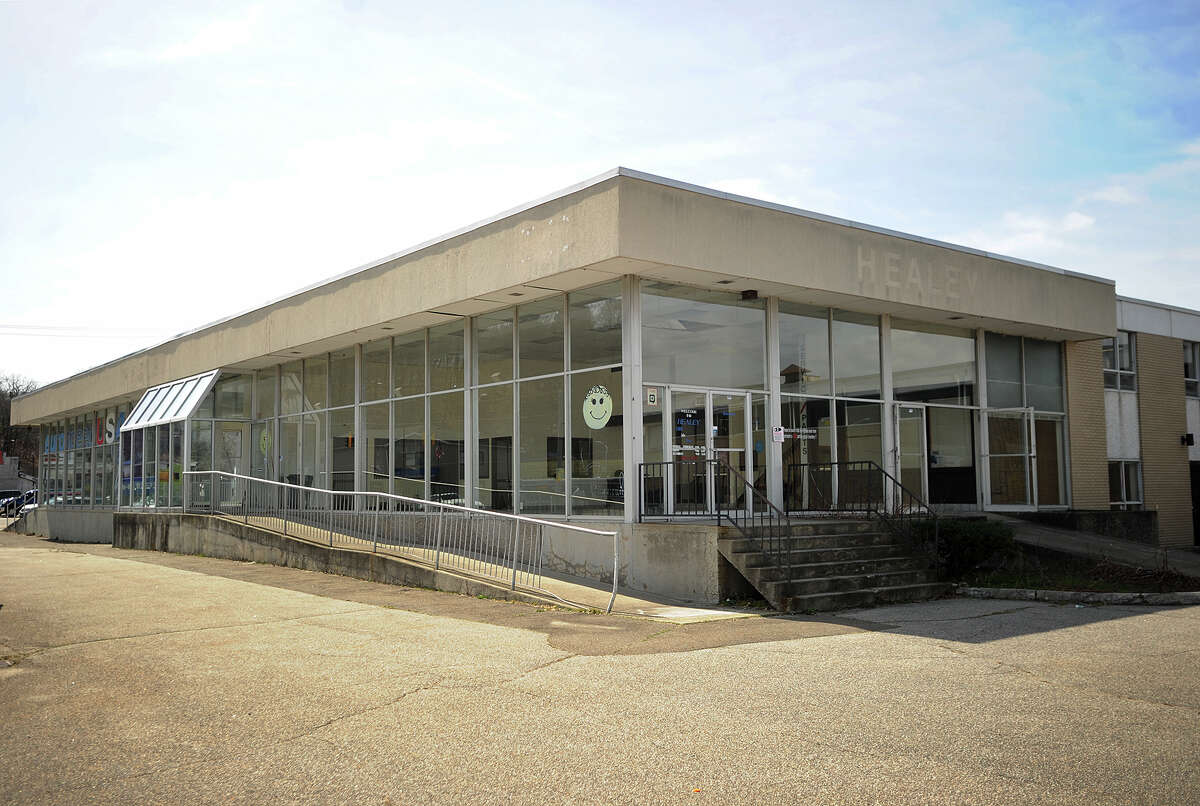 Closed dealership to reopen in downtown Ansonia