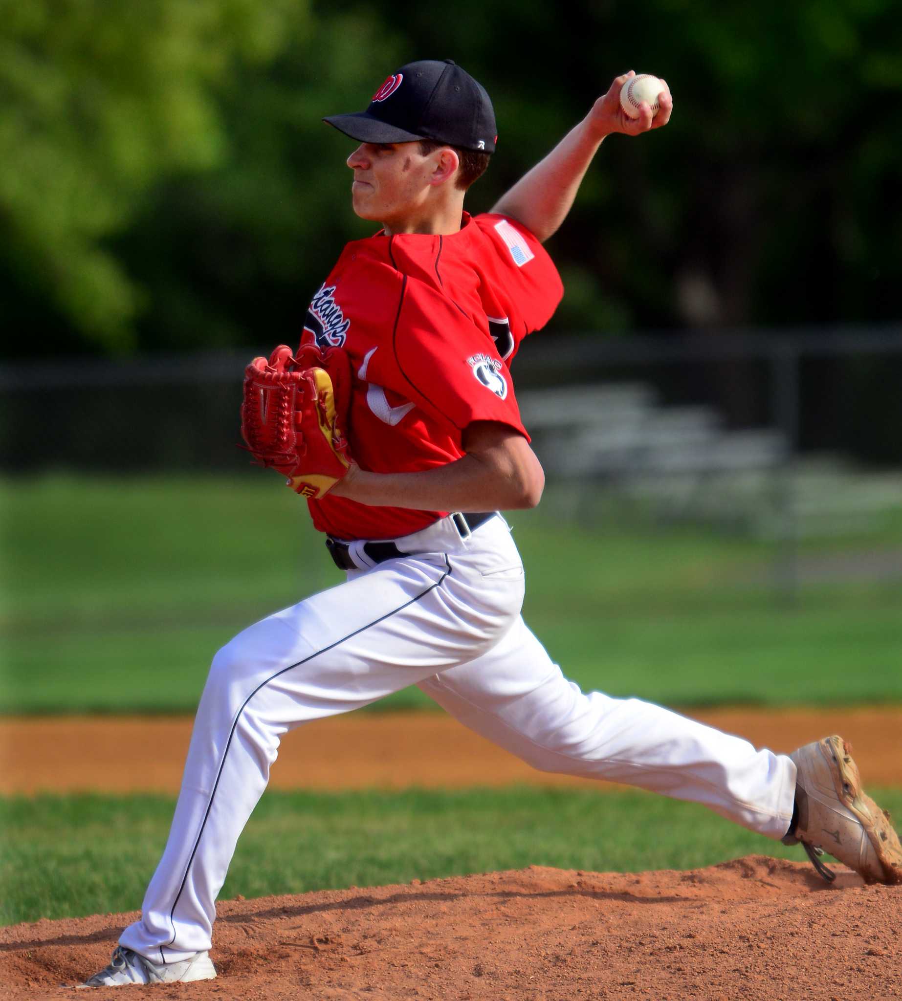 CT high school title game between Staples, Warde includes top pitchers