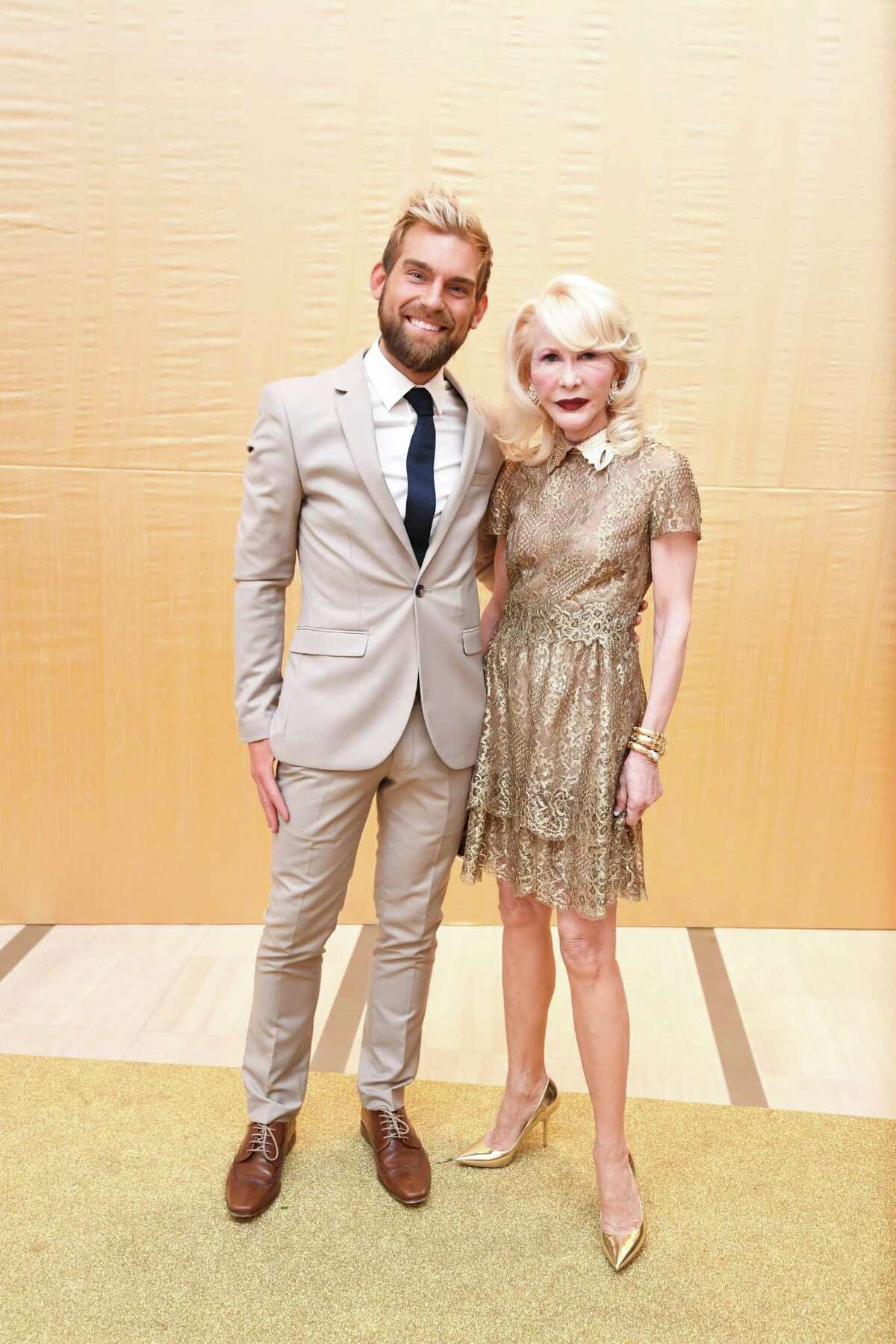 River Oaks District hosts swanky gold party