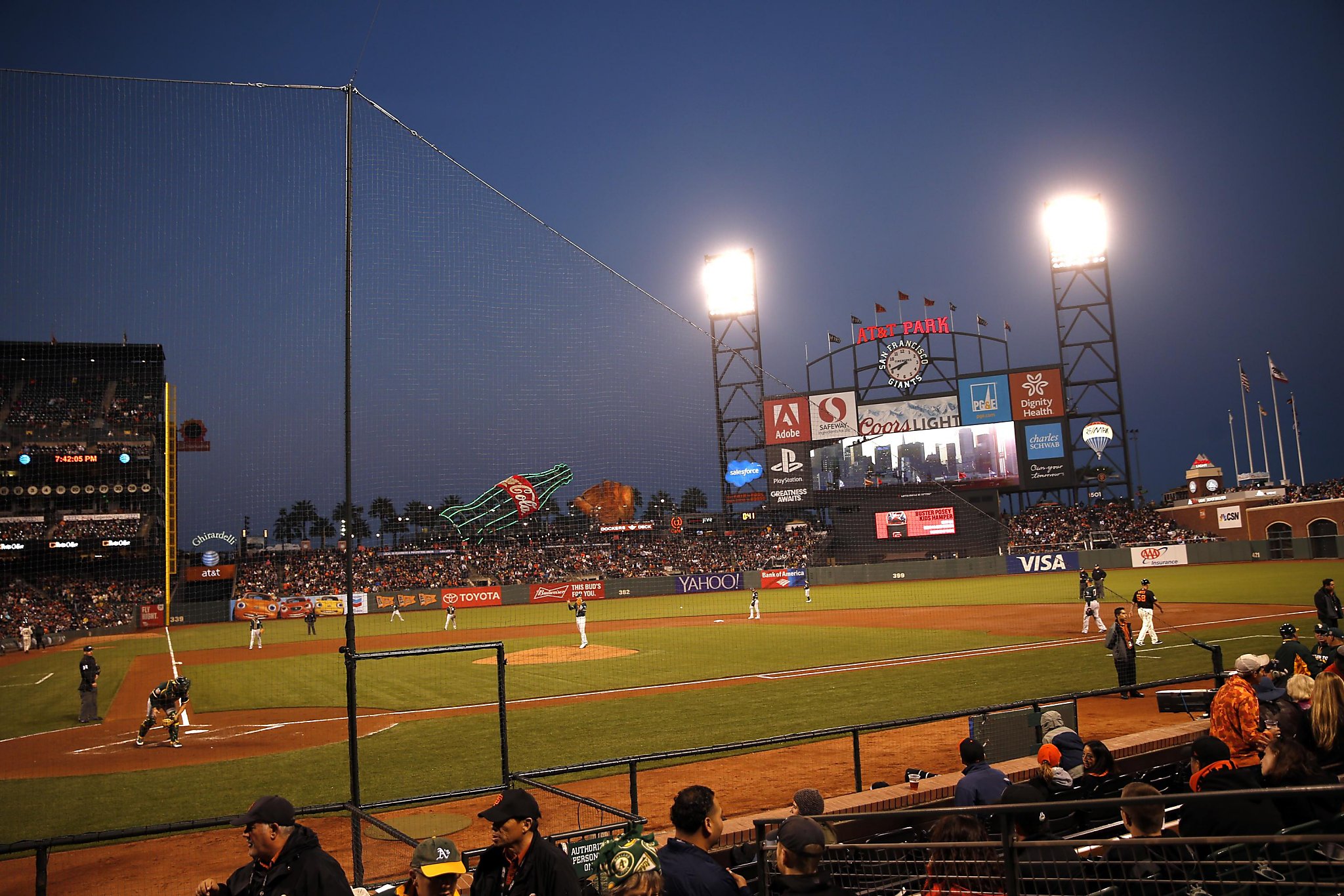 Giants Intend To Extend Protective Netting At T Park Sfgate