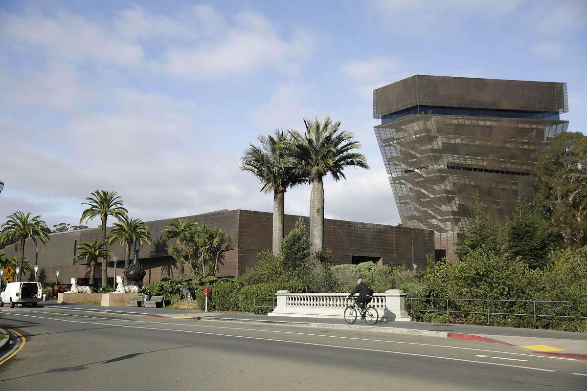 The de Young Museum is seen on Tuesday, October 6, 2015 in San Francisco, Calif.