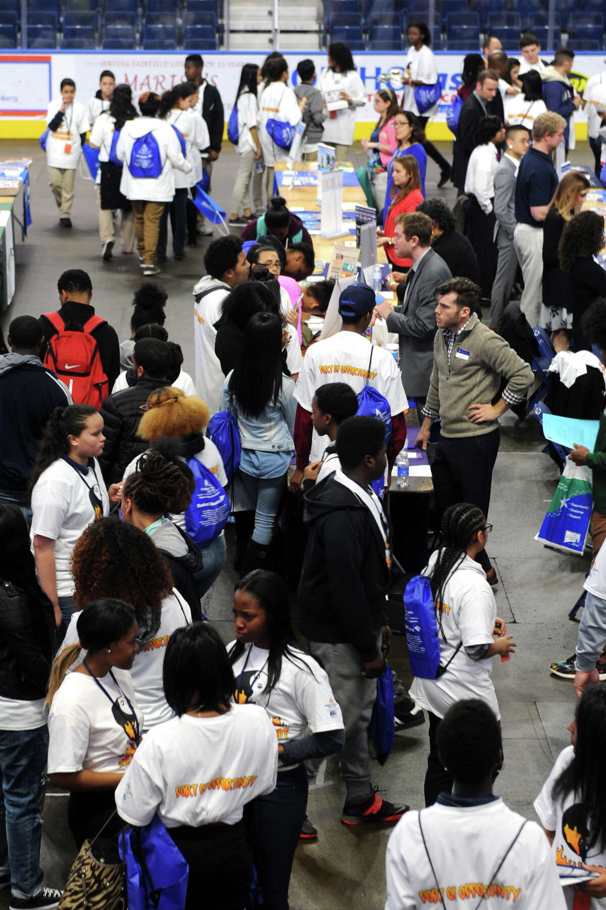 Bridgeport Youth Summit showcases opportunity