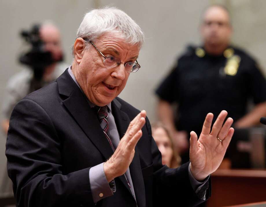 Steven Wise, founder and president of the Nonhuman Rights Project, presents his case before the Appellate Division panel on behalf of  "Tommy," a chimpanzee Wednesday afternoon, Oct. 8, 2014, in Albany, N.Y. Wise believes the ape should be legally declared a person. (Skip Dickstein/Times Union) Photo: SKIP DICKSTEIN / j=0423_lawbeat